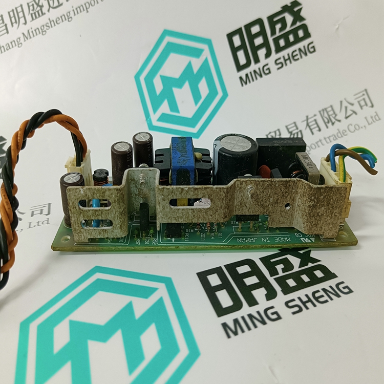 CAUTION 3L046-5 KPC CG(圖2) CAUTION 3L046-5 KPC CG(圖2)