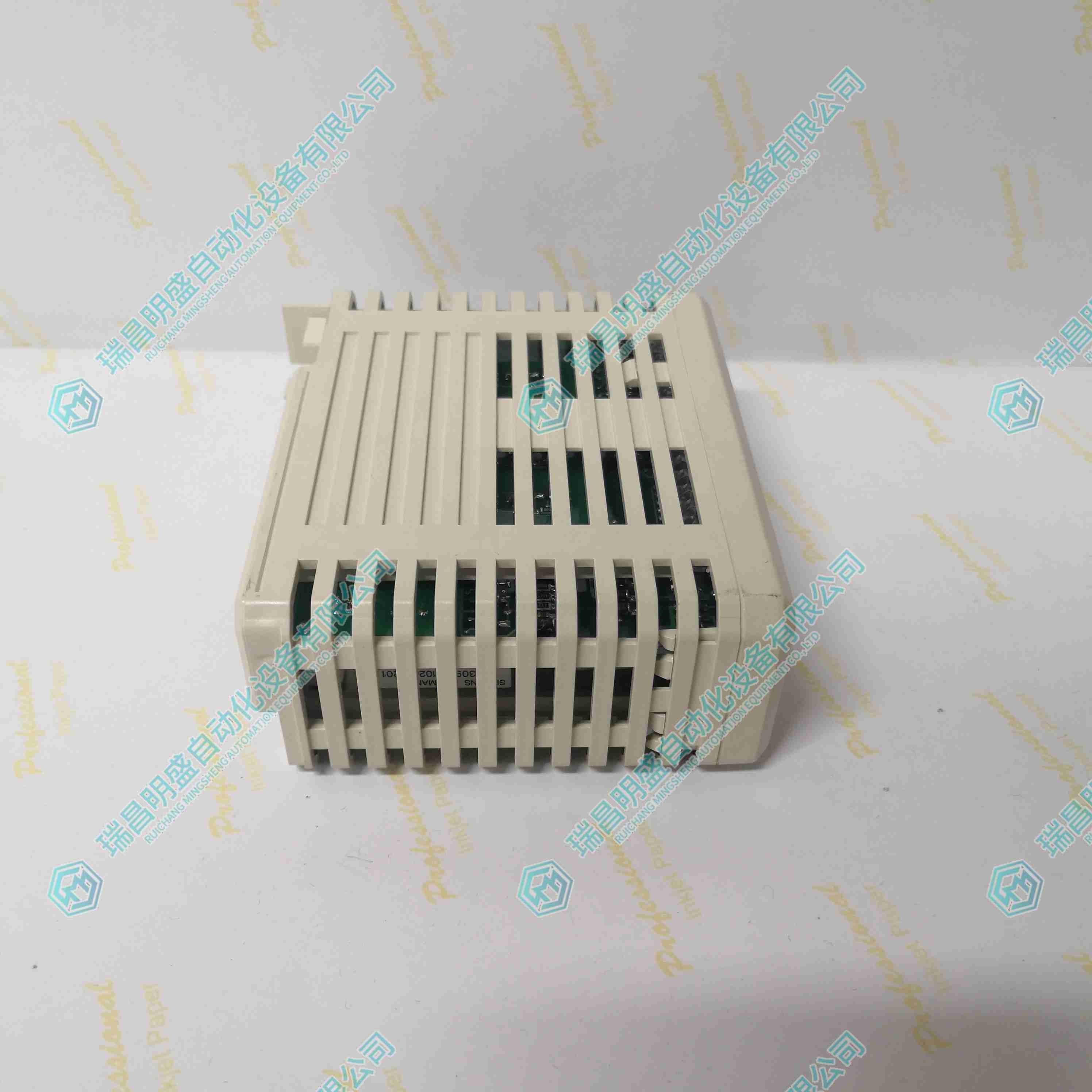 ABB NBIO-31 3BSE011337R1  高壓變頻調(diào)節(jié)板卡